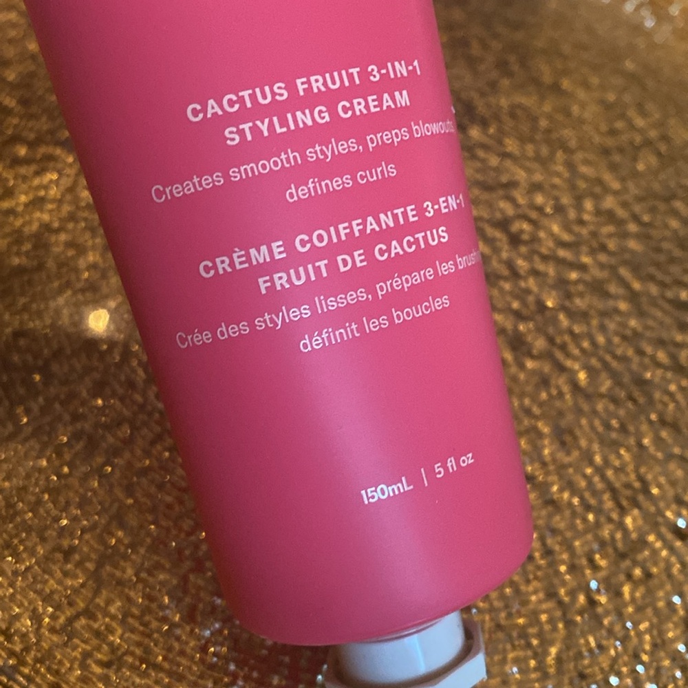 $30 DAE CACTUS FRUIT 3-IN-1 STYLING CREAM - FULL-SIZE - Picture 2 of 3